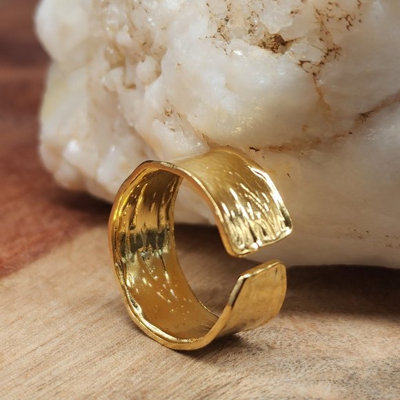 Contemporary Design Adjustable Band Artisan GG Ring 14k Gold plated - Picture 5 of 10